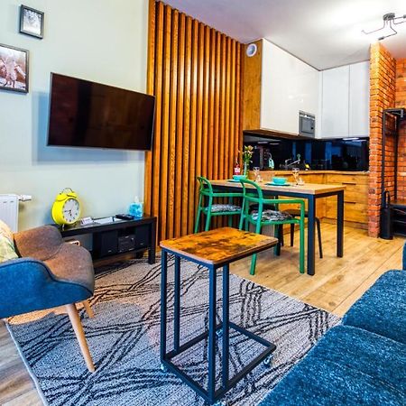 Apartament Bialy Wilk - 5D Apartamenty Сверадув-Здруй Экстерьер фото