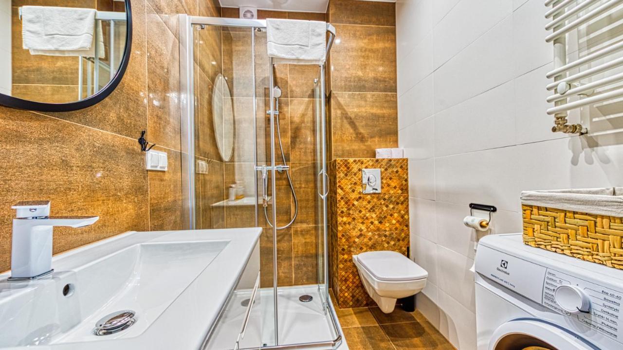 Apartament Bialy Wilk - 5D Apartamenty Сверадув-Здруй Экстерьер фото