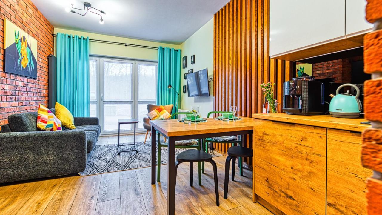 Apartament Bialy Wilk - 5D Apartamenty Сверадув-Здруй Экстерьер фото
